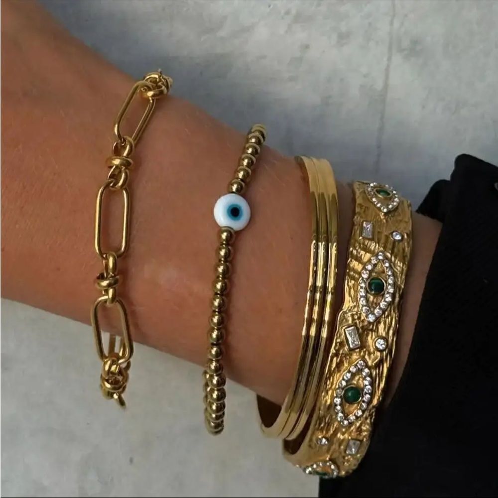 Gold evil eye bracelet M415